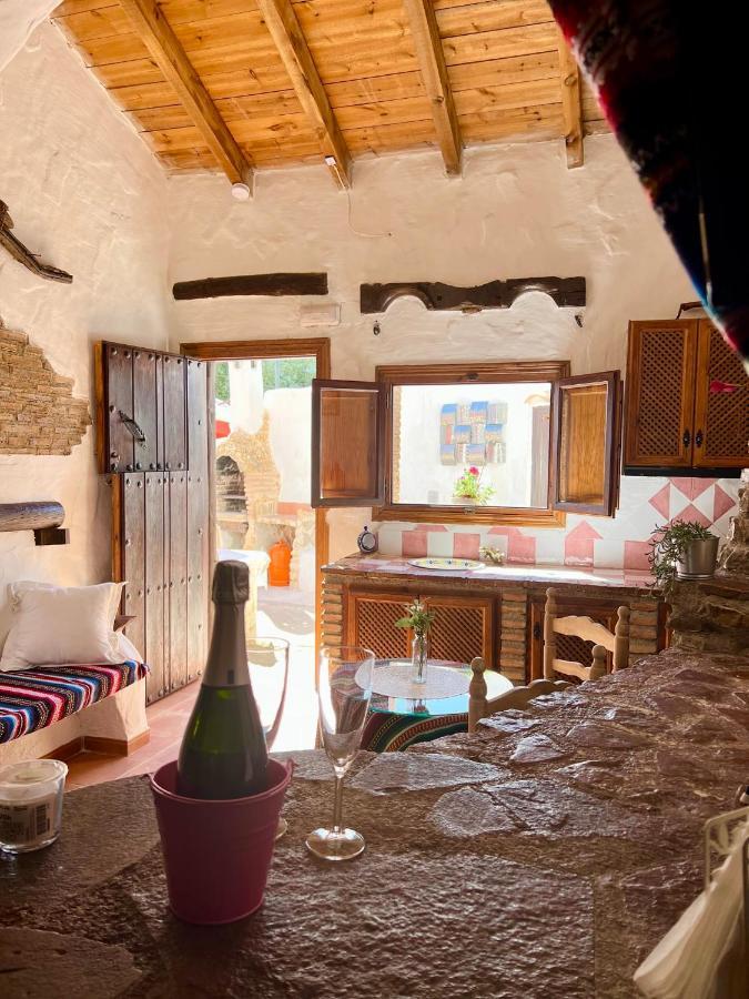 Cuevas De La Paz - Cave House Holidays Los Carriones Exterior photo
