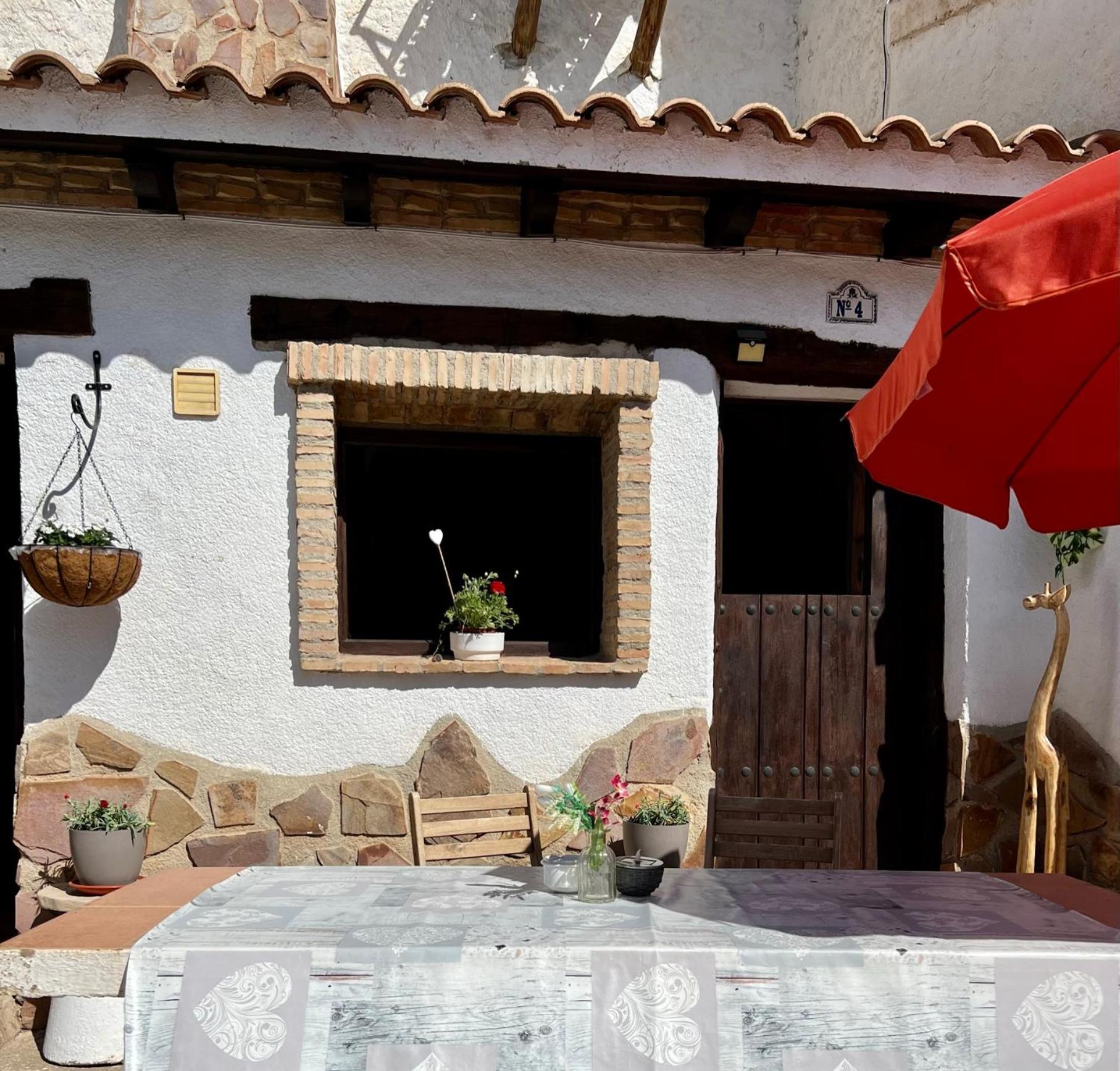 Cuevas De La Paz - Cave House Holidays Los Carriones Room photo