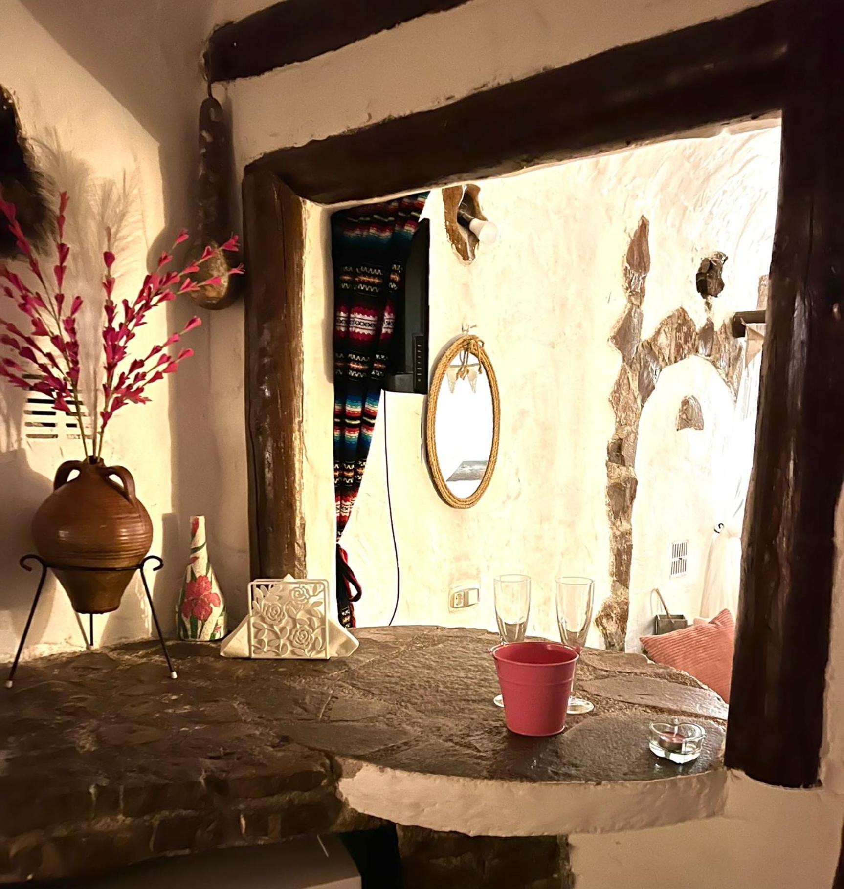 Cuevas De La Paz - Cave House Holidays Los Carriones Exterior photo